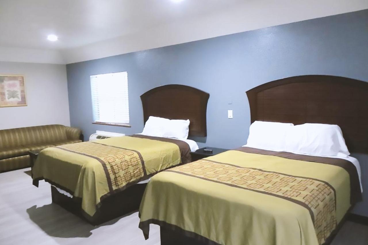 Blue Way Inn & Suites By Jasper Houston Buitenkant foto